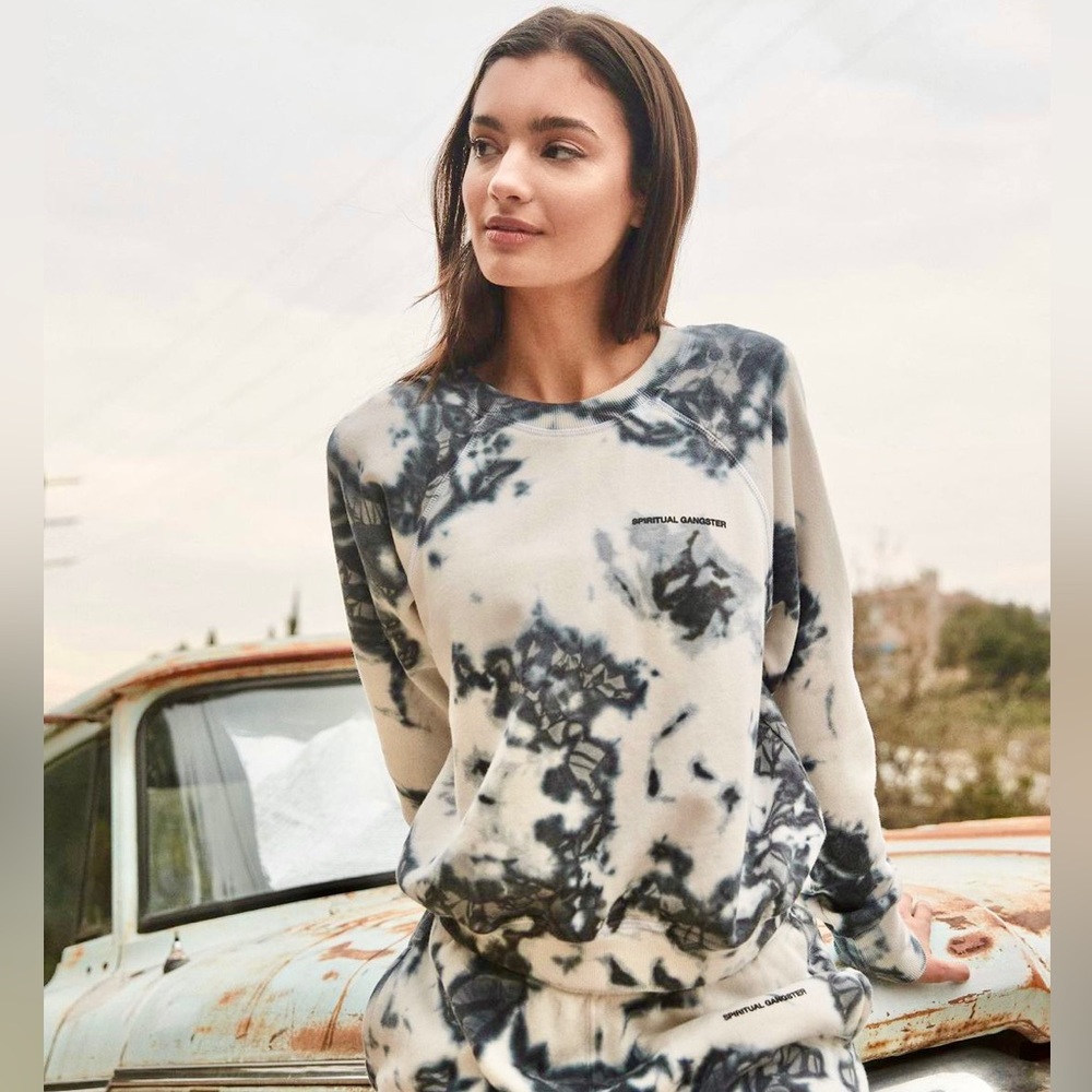 SPIRITUAL GANGSTER Logo Tie Dye Crewneck Sweatshirt in Moon Grey